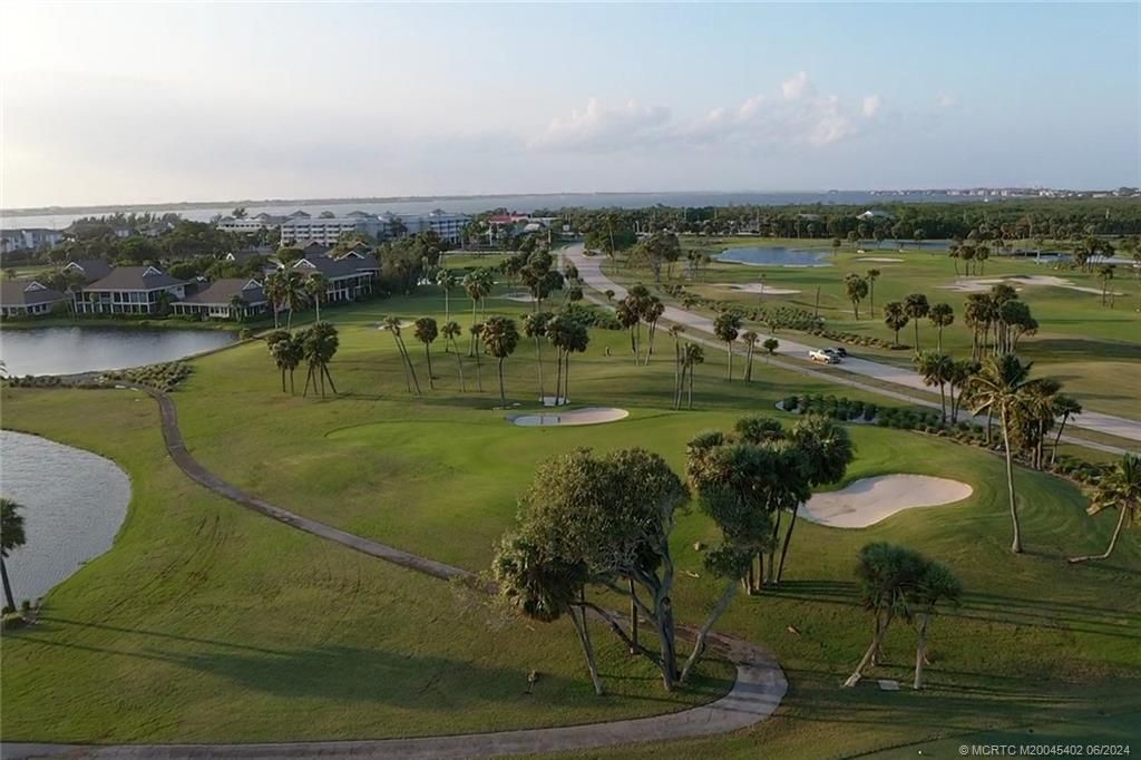 221 NE Plantation Road, Unit 215, Stuart, FL 34996 Photo