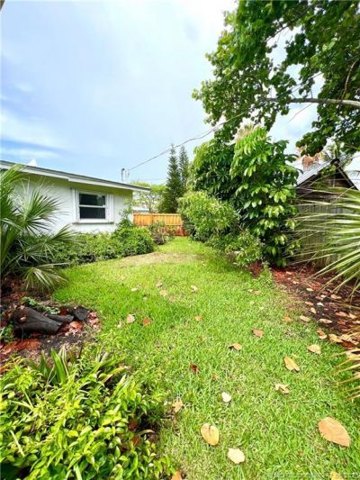 4215 NE Carrol Court, Jensen Beach, FL 34957 Photo