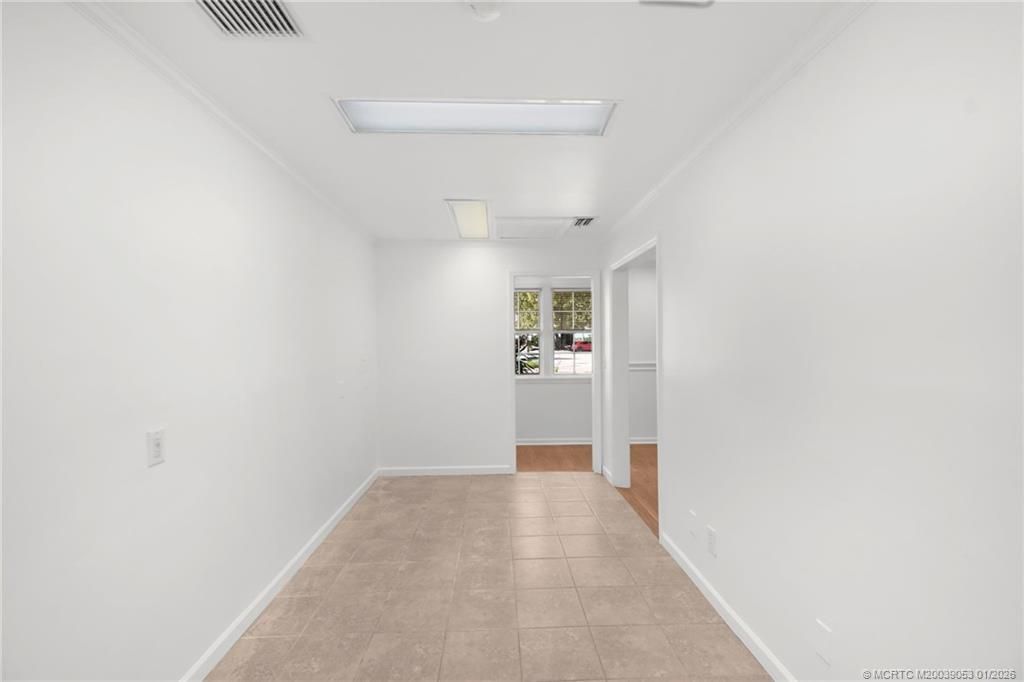 300 SE Detroit Avenue, Stuart, FL 34994 Photo