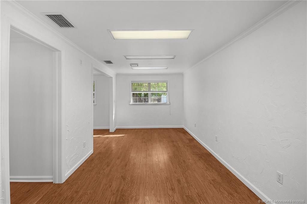 300 SE Detroit Avenue, Stuart, FL 34994 Photo