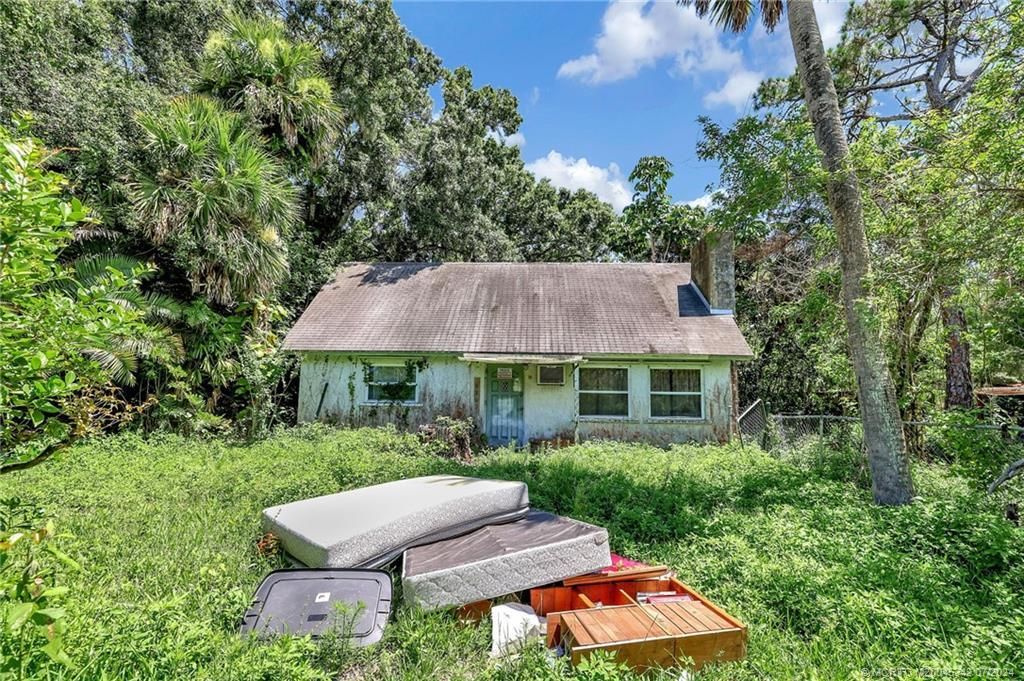 8810 Emerson Avenue, Fort Pierce, FL 34951 Photo