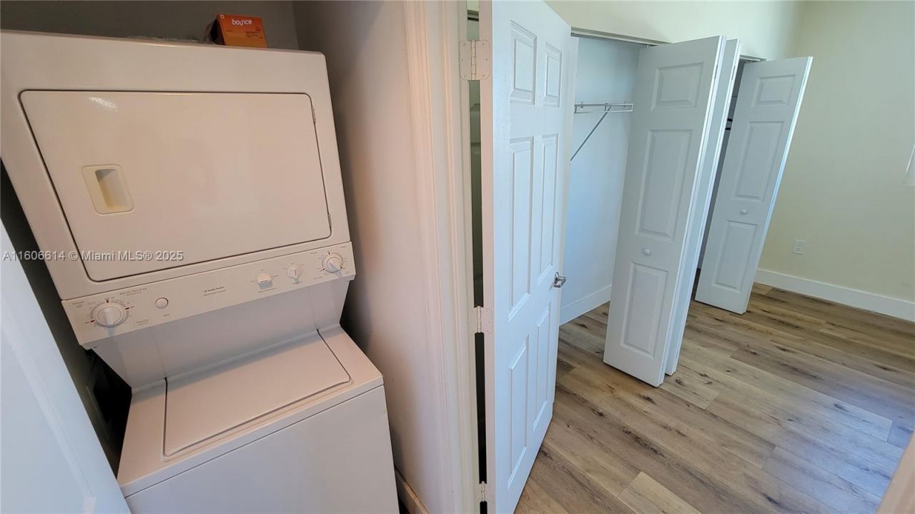 275 NE 18th St, Unit 901, Miami, FL 33132 Photo