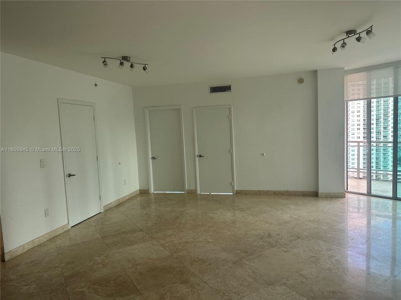 350 S Miami Ave, Unit 2302, Miami, FL 33130 Photo