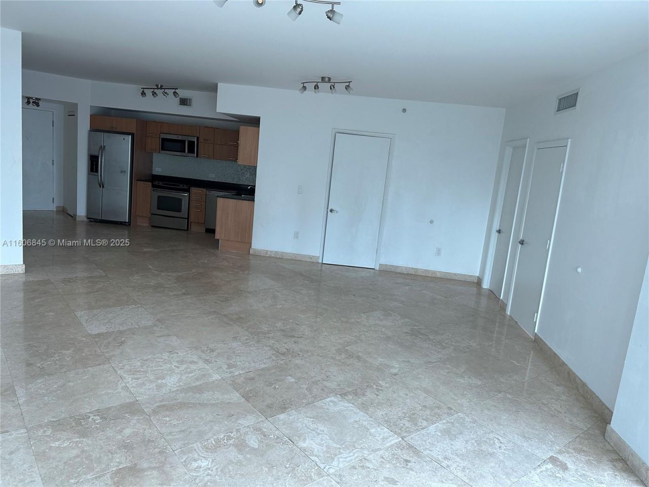 350 S Miami Ave, Unit 2302, Miami, FL 33130 Photo