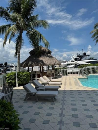 891 10th St S, Unit 20-1, Naples, FL 34102 Photo