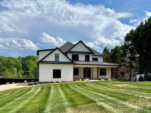 110 Emmaline Court, Troutman, NC 28166