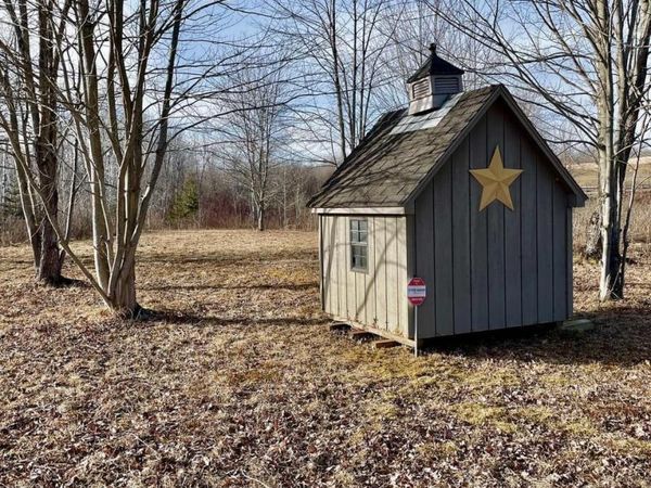 202 Melick Road, Sprakers, NY 12166