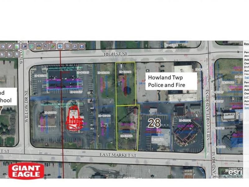 8303 E Market Street, Howland, OH 44484 Photo 1