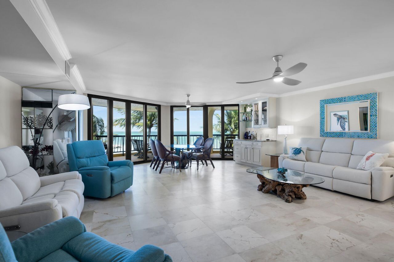 101 E Ocean Drive, Unit C402, Key Colony, FL 33051 Photo