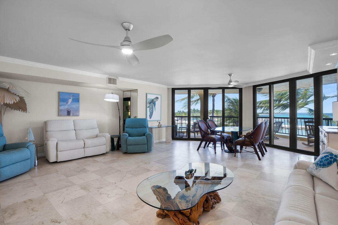 101 E Ocean Drive, Unit C402, Key Colony, FL 33051 Photo
