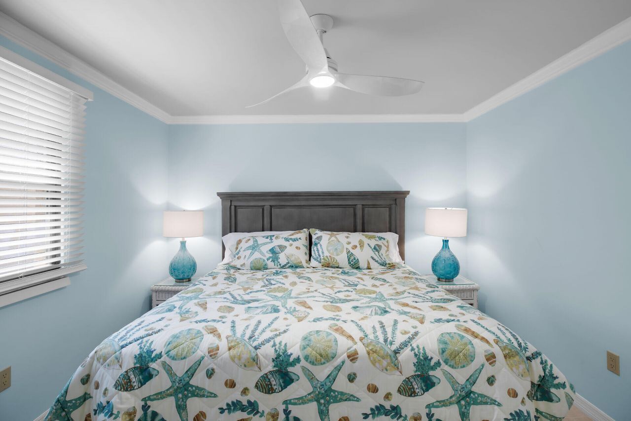 101 E Ocean Drive, Unit C402, Key Colony, FL 33051 Photo