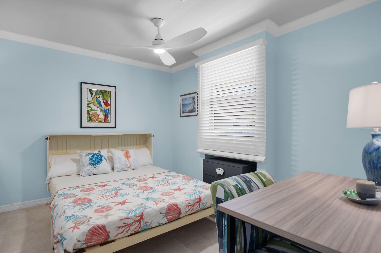 101 E Ocean Drive, Unit C402, Key Colony, FL 33051 Photo