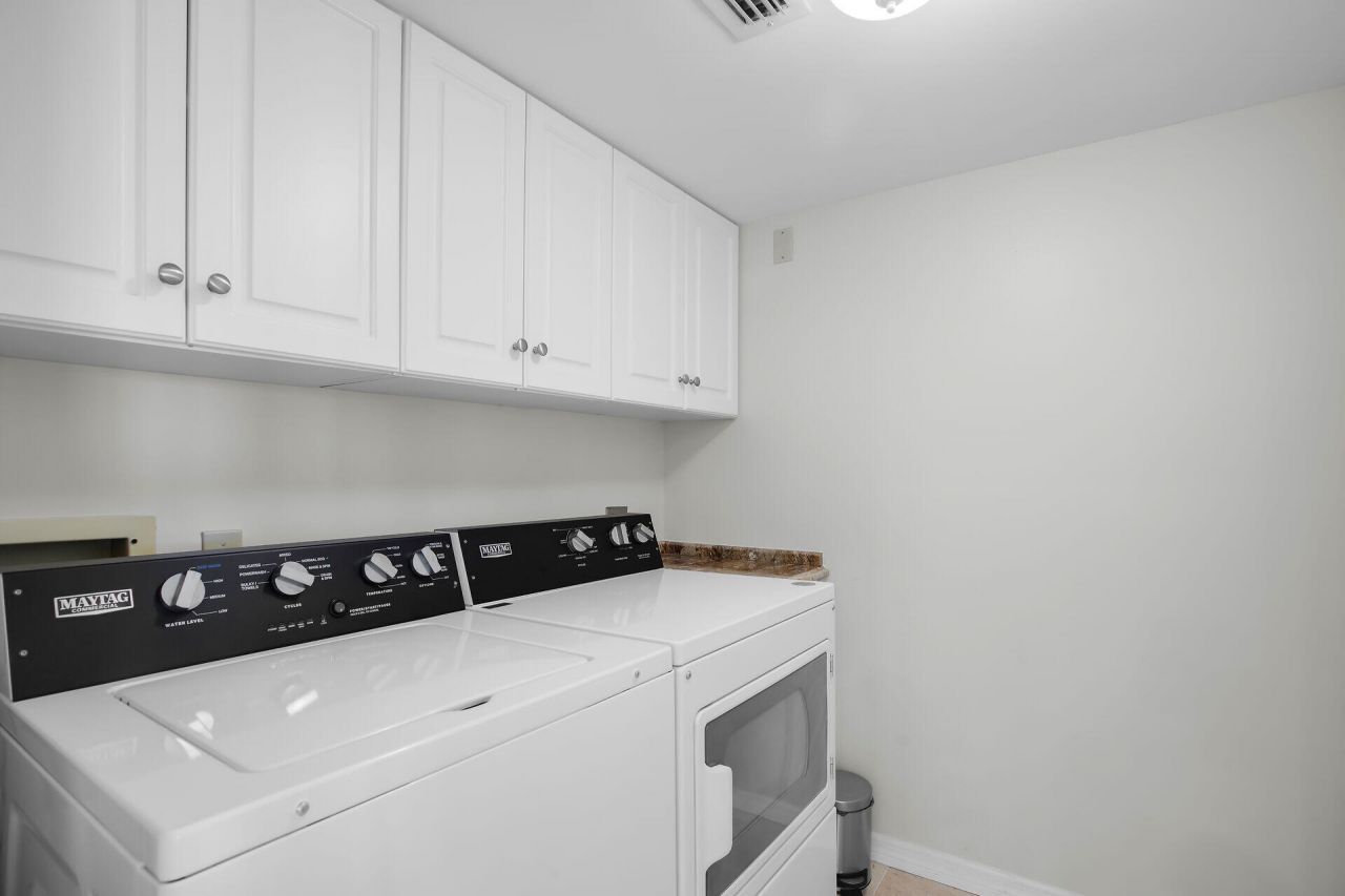 101 E Ocean Drive, Unit C402, Key Colony, FL 33051 Photo