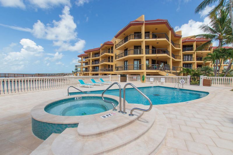 101 E Ocean Drive, Unit C402, Key Colony, FL 33051 Photo