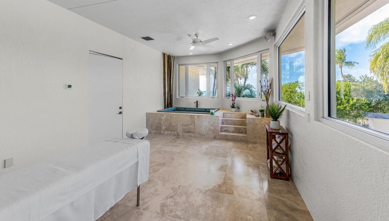 94100 Overseas Highway, Key Largo, FL 33070 Photo