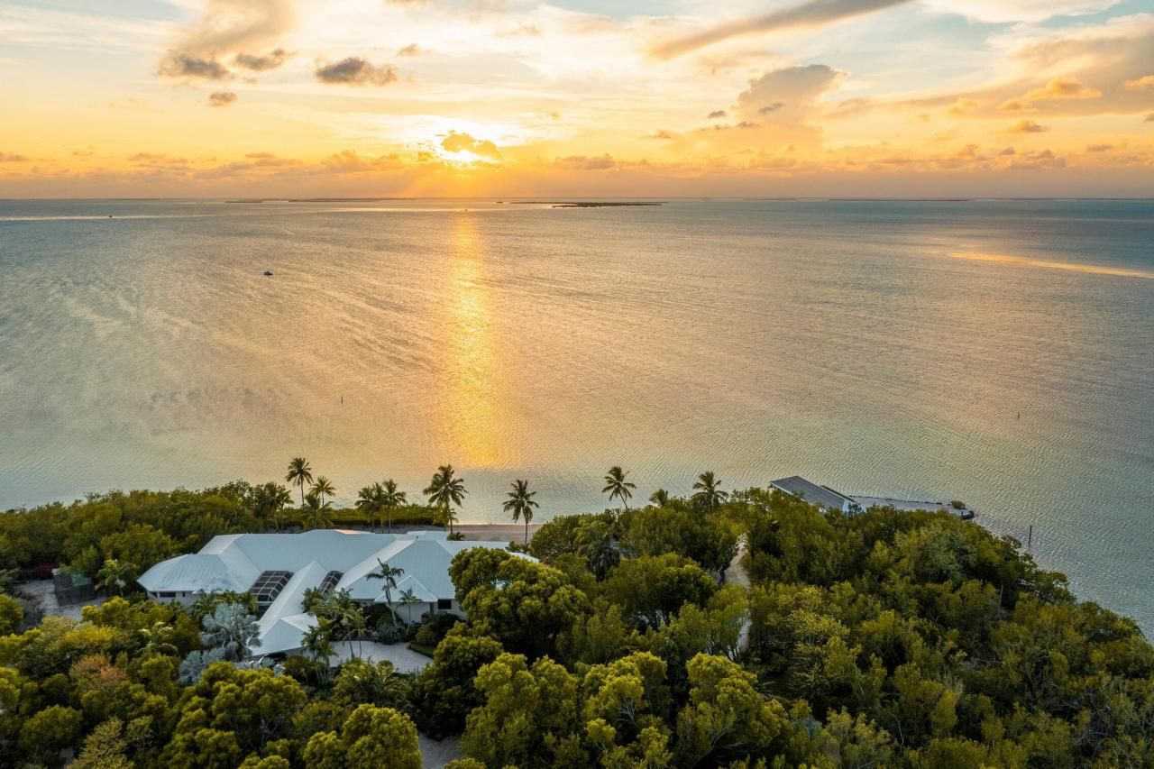 94100 Overseas Highway, Key Largo, FL 33070 Photo