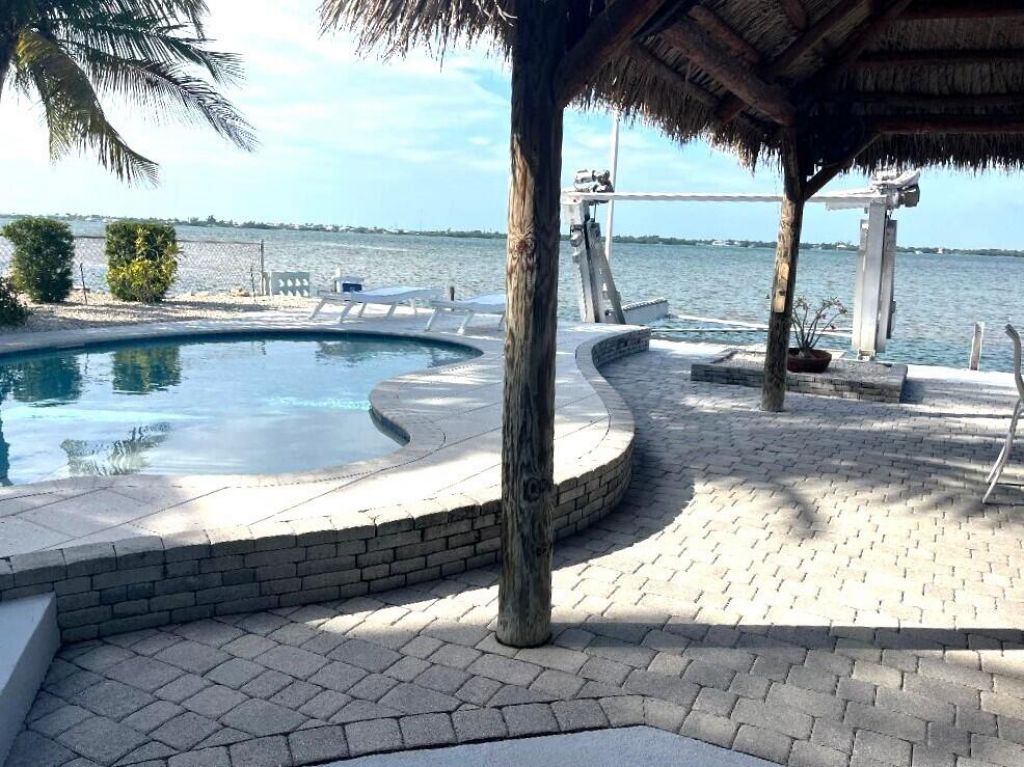 1136 W Shore Drive, Big Pine Key, FL 33043 Photo