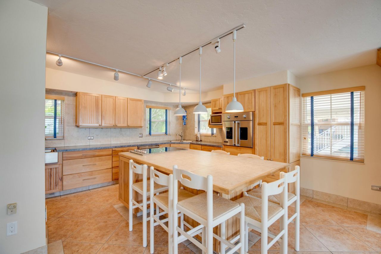 1136 W Shore Drive, Big Pine Key, FL 33043 Photo