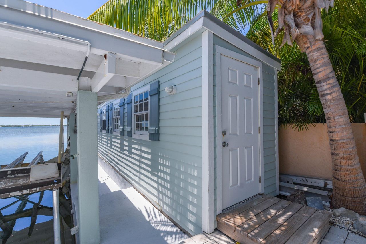 1136 W Shore Drive, Big Pine Key, FL 33043 Photo