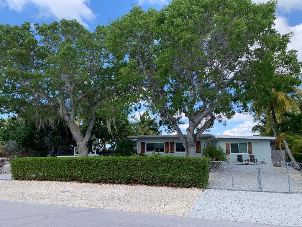 1136 W Shore Drive, Big Pine Key, FL 33043 Photo