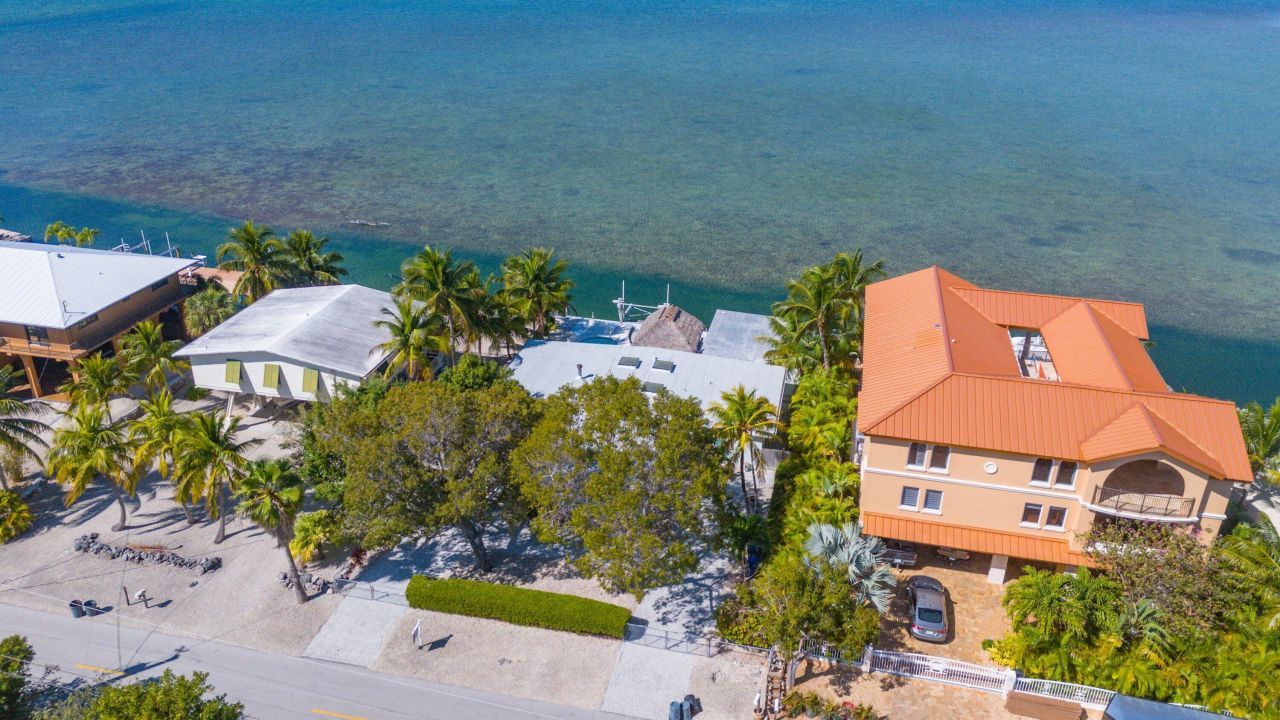 1136 W Shore Drive, Big Pine Key, FL 33043 Photo