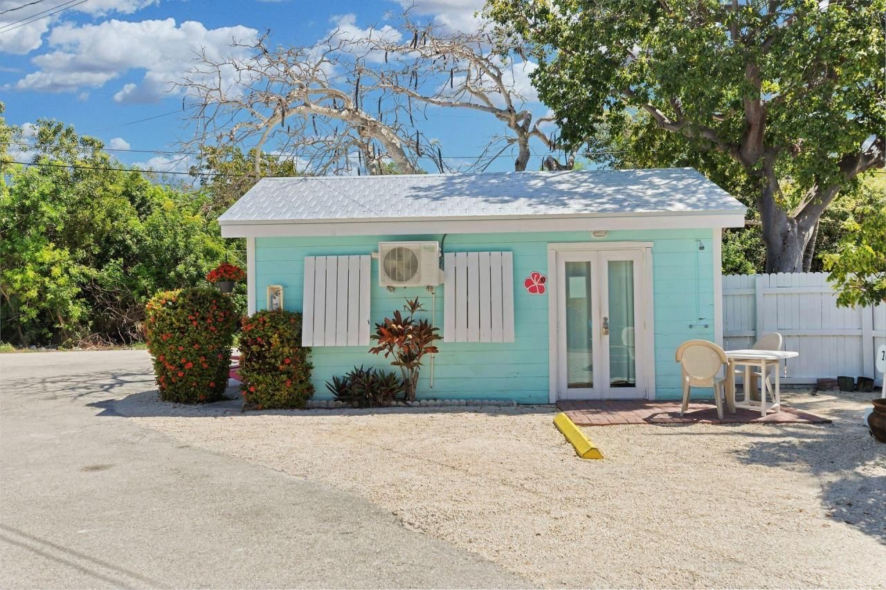 243 61st Street Gulf Street, Marathon, FL 33050 Photo