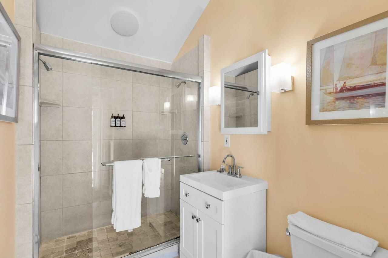 243 61st Street Gulf Street, Marathon, FL 33050 Photo