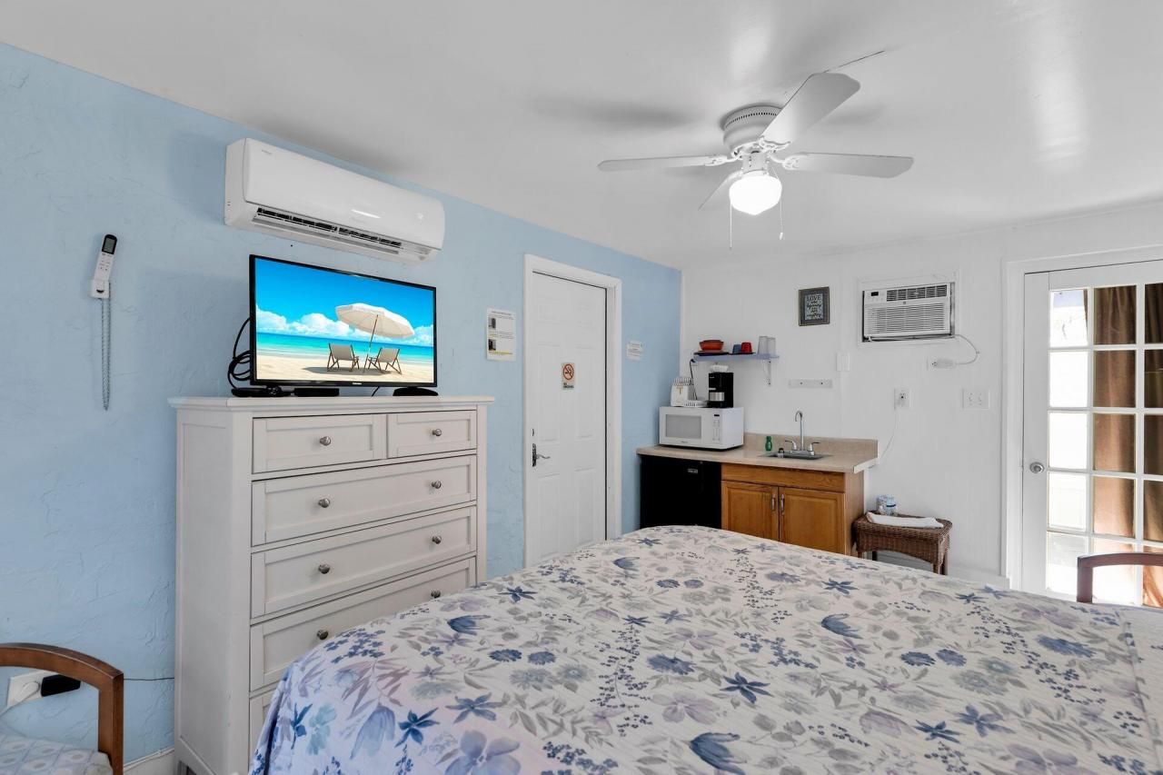 243 61st Street Gulf Street, Marathon, FL 33050 Photo