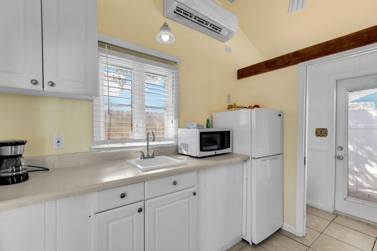 243 61st Street Gulf Street, Marathon, FL 33050 Photo