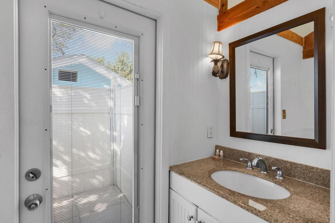 243 61st Street Gulf Street, Marathon, FL 33050 Photo