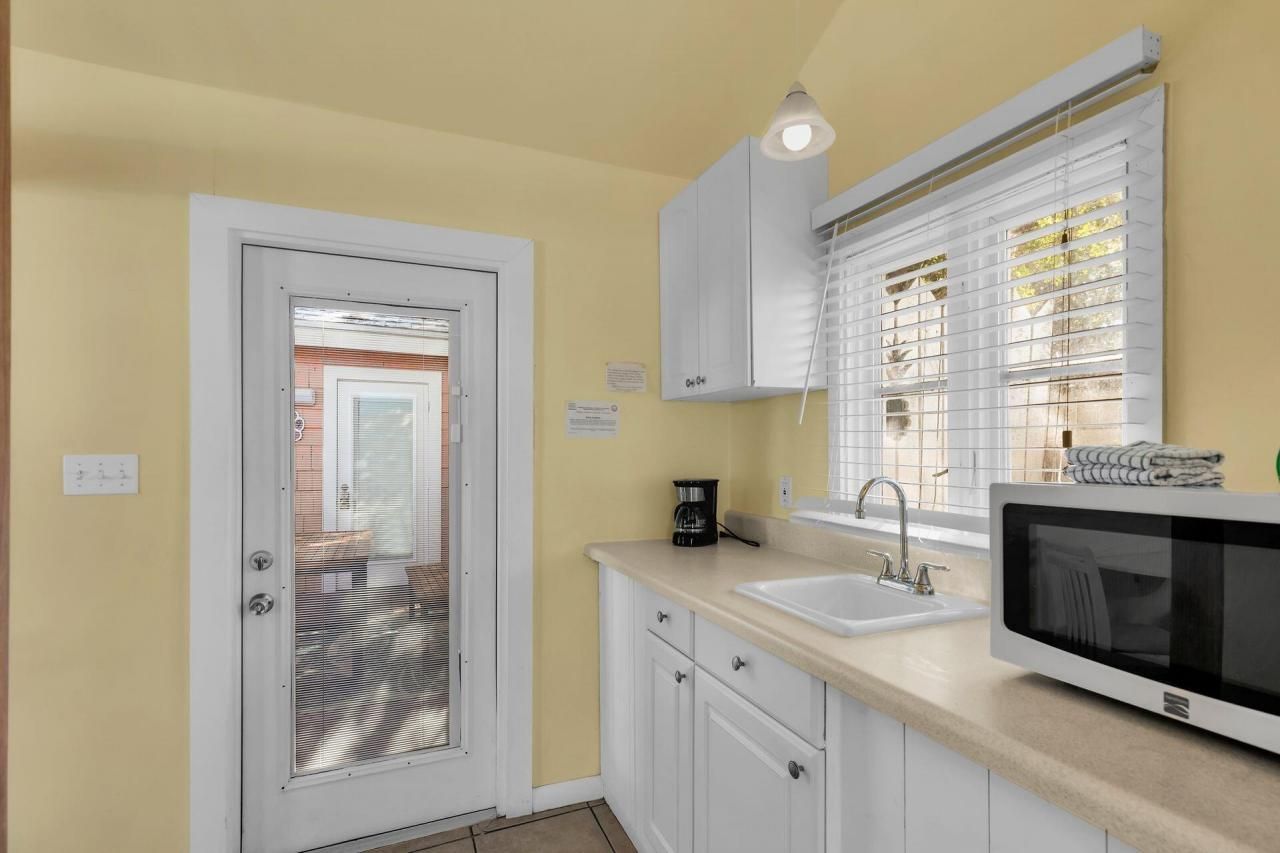 243 61st Street Gulf Street, Marathon, FL 33050 Photo