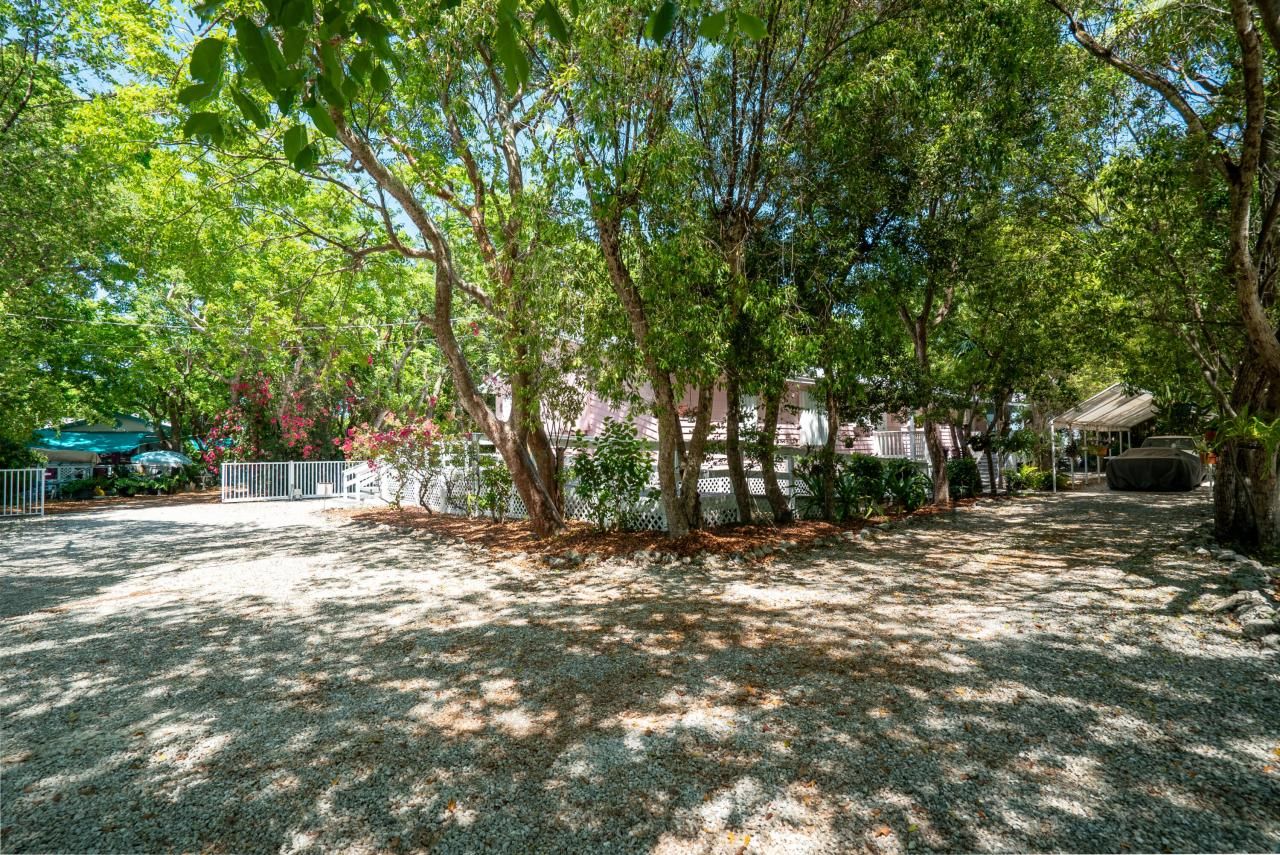 98251 Overseas Highway, Key Largo, FL 33037 Photo