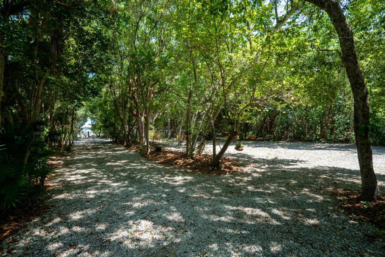 98251 Overseas Highway, Key Largo, FL 33037 Photo