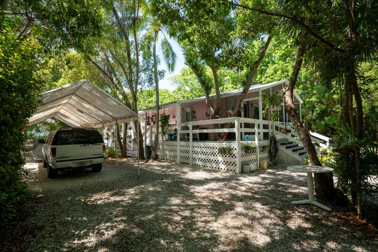 98251 Overseas Highway, Key Largo, FL 33037 Photo
