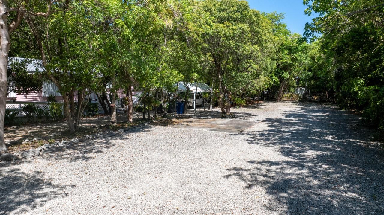 98251 Overseas Highway, Key Largo, FL 33037 Photo