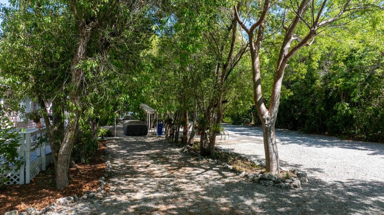 98251 Overseas Highway, Key Largo, FL 33037 Photo