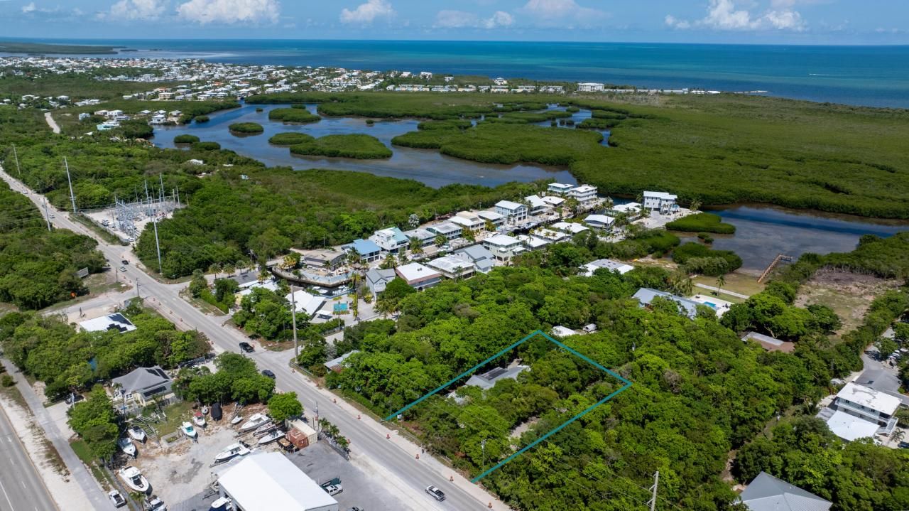 98251 Overseas Highway, Key Largo, FL 33037 Photo