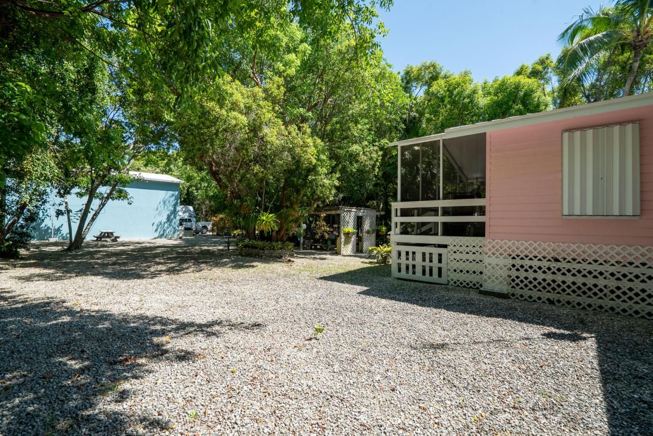 98251 Overseas Highway, Key Largo, FL 33037 Photo