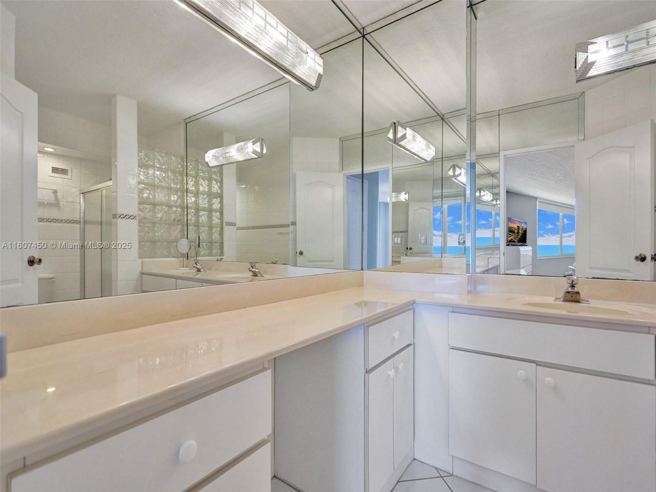 3725 S Ocean Dr, Unit 1506, Hollywood, FL 33019 Photo