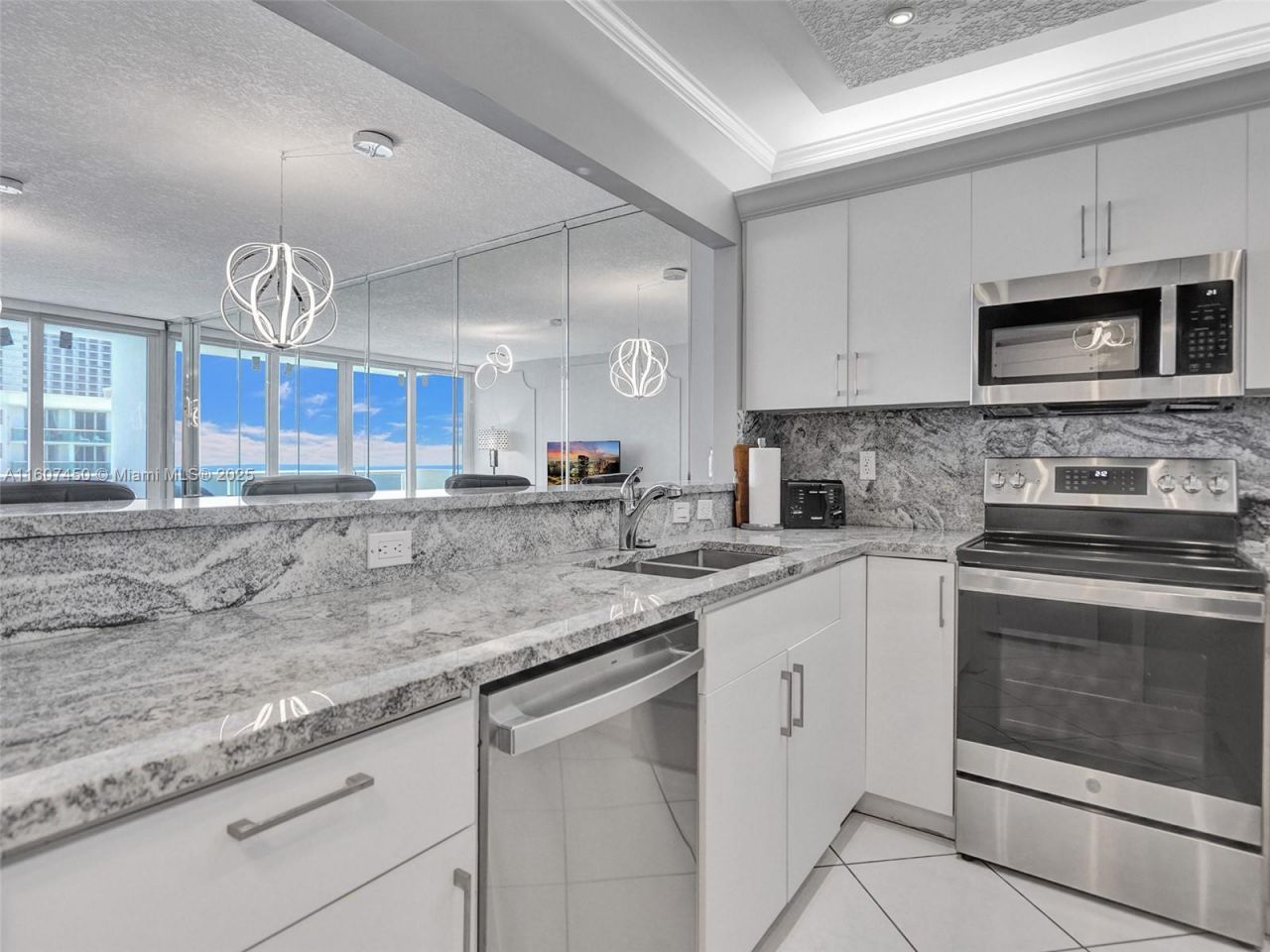 3725 S Ocean Dr, Unit 1506, Hollywood, FL 33019 Photo