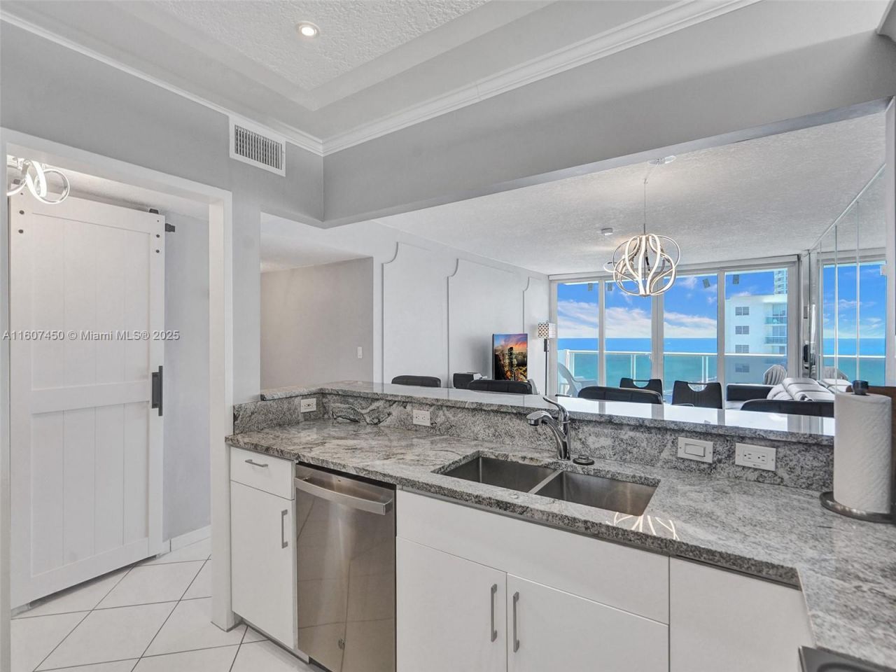 3725 S Ocean Dr, Unit 1506, Hollywood, FL 33019 Photo