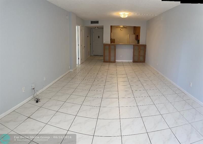 1849 S Ocean Drive, Unit 805, Hallandale Beach, FL 33009 Photo