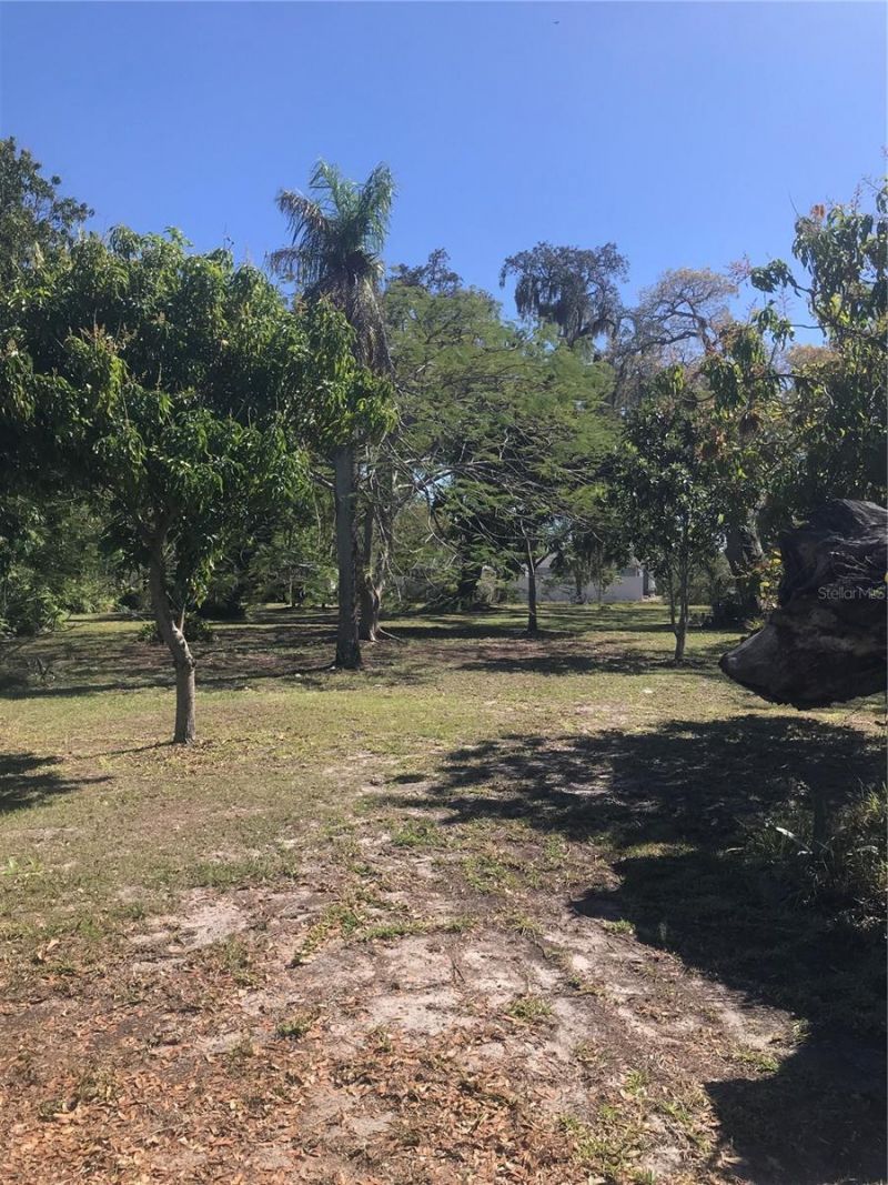 5311 24th Street Court E, Bradenton, FL 34203 Photo