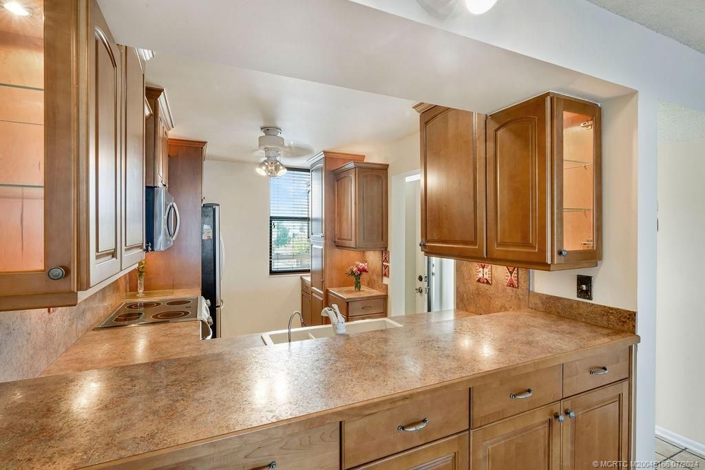 1950 SW Palm City Road, Unit 14-302, Stuart, FL 34994 Photo