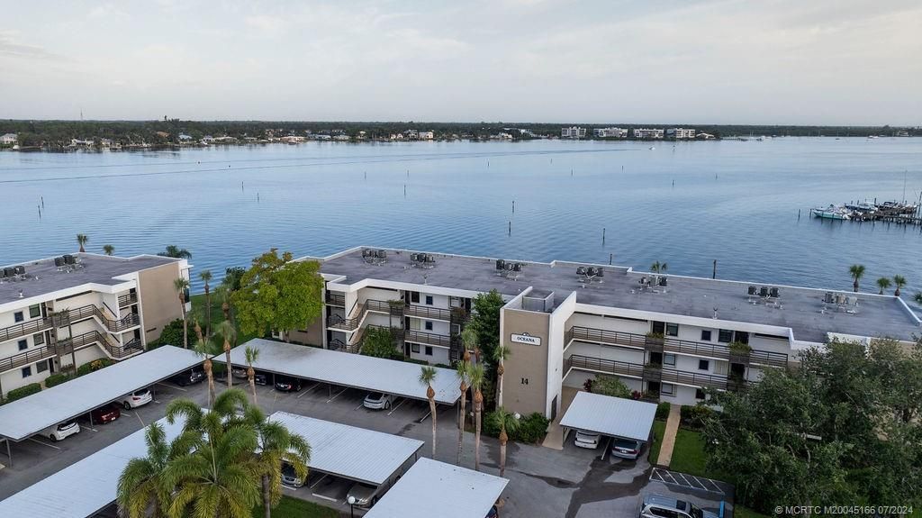 1950 SW Palm City Road, Unit 14-302, Stuart, FL 34994 Photo