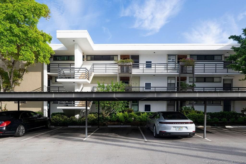 1950 SW Palm City Road, Unit 14-302, Stuart, FL 34994 Photo