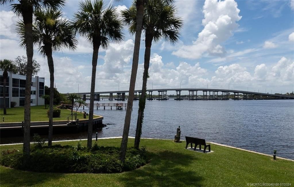 1950 SW Palm City Road, Unit 14-302, Stuart, FL 34994 Photo