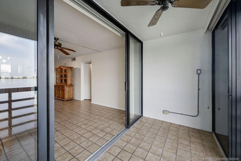 1950 SW Palm City Road, Unit 14-302, Stuart, FL 34994 Photo