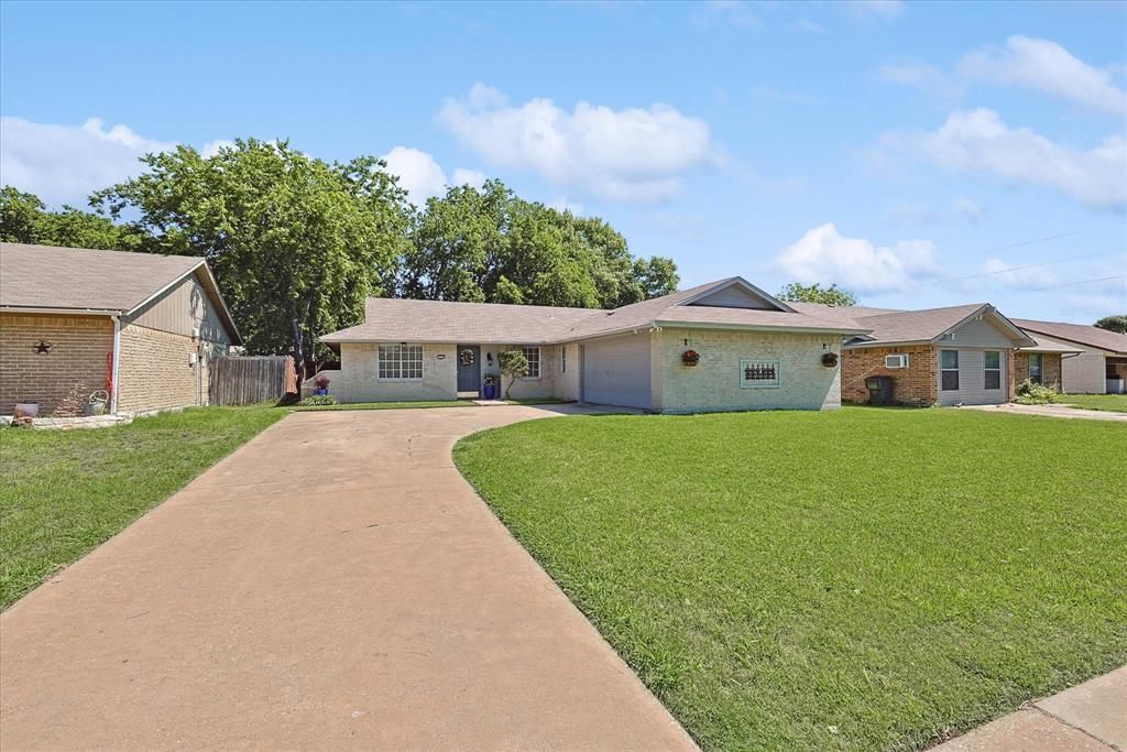 3529 Shorecrest Drive, Plano, TX 75074 Main Photo