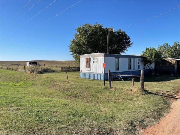 6350 W Hyw 51 Highway, Hennessey, OK 73742
